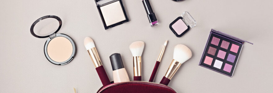 trousseau de maquillage